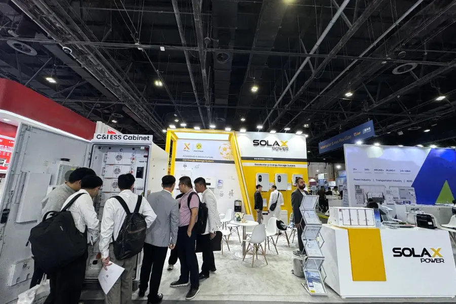 SolaX Power Showcases Advanced Energy Solutions at Solar Middle East 2025